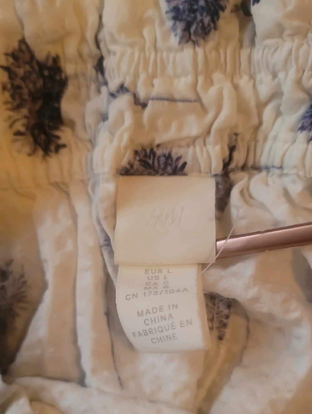 H&M White Maxi Dress with Blue Floral Pattern and Spaghetti Straps - Picture 2 of 6
